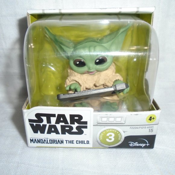 Star Wars The Bounty Collection Series 3 The Child Datapad Tablet Pose - Picture 1 of 1